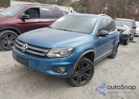 2017 Volkswagen Tiguan 2.0T Sel z USA, uszkodzony, nr VIN WVGWV7AX9HK012563